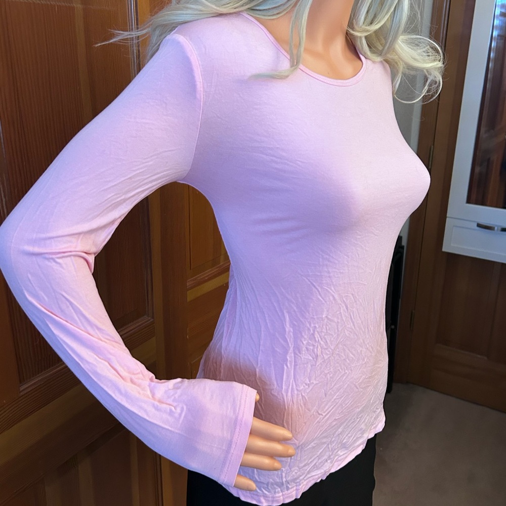 Pink Open Back Yoga Top - Picture 4 of 15